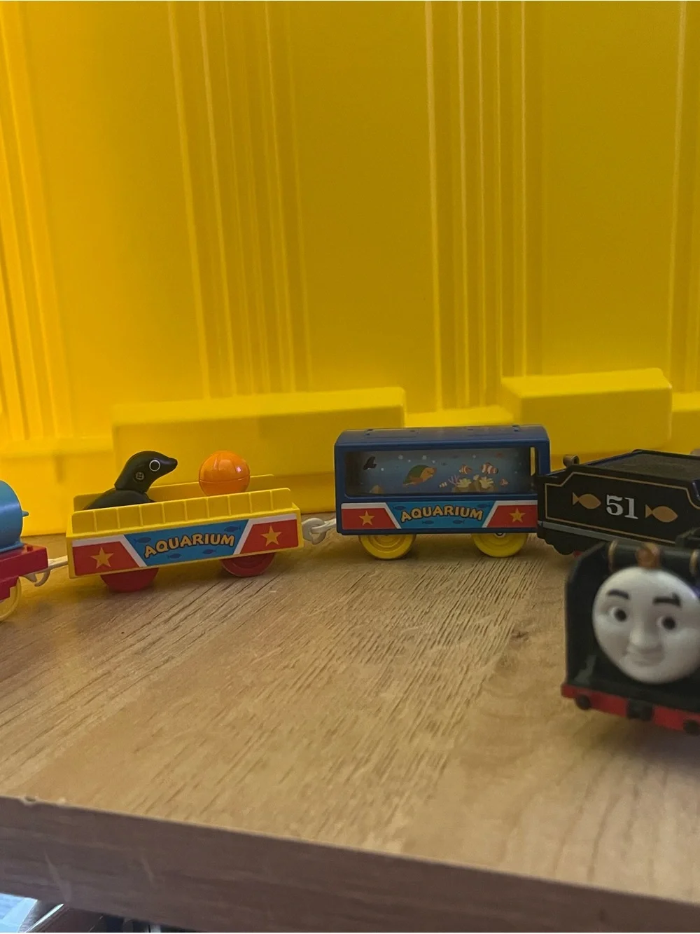 Thomas & Friends 51 Aquarium Train Set - Blue & Yellow